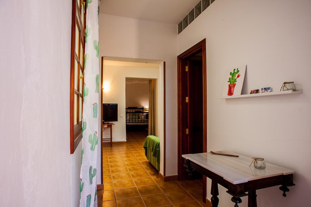 Casa Cueva El Molino Guest House Artenara Exterior photo